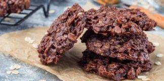Biscotti di farro soffiato e avena al cioccolato ricetta