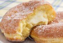 Dolcetti ripieni cotti al forno
