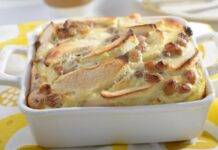 Clafoutis di mela e uvetta | Soffice e profumato dolce di frutta al forno