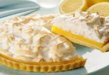Crostata al limone con meringhe