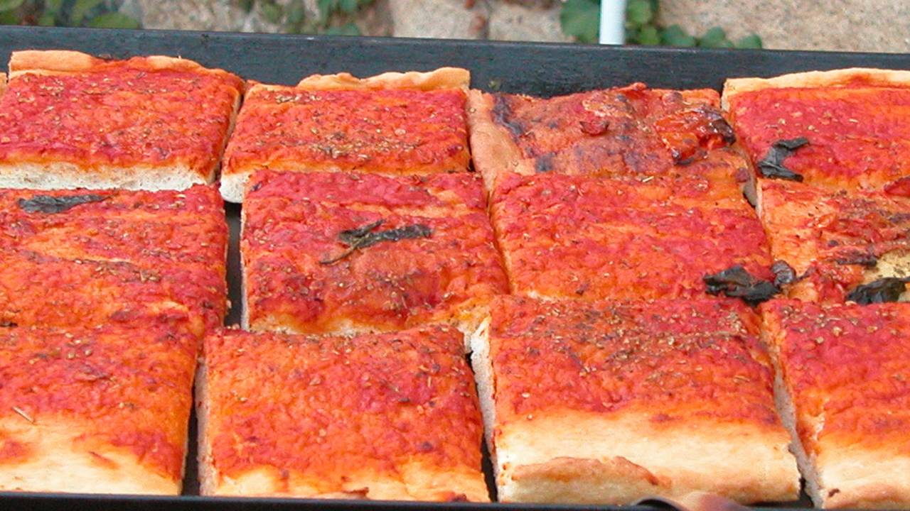 Pizza pomodori e origano