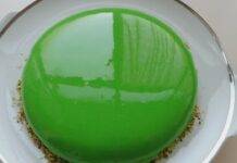 Glassa lucida al pistacchio | Il color verde per i nostri dolci glassa pistacchio ricetta FOTO ricettasprint