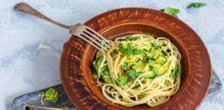pasta zucchine limone ricetta FOTO ricettasprint