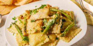 Ravioli alla ricotta con asparagi ricettasprint