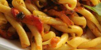 Strozzapreti alla contadina ricetta