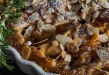 Torta integrale di mele e mandorle
