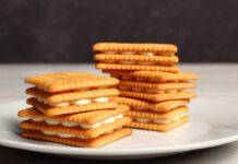 Biscotti secchi farciti