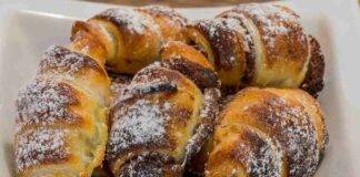 cornetti mignon fritti o al forno alla Nutella ricettasprint