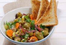 Carote con cipolle e olive in padella | Facilissimo e saporito Contorno di tuberi