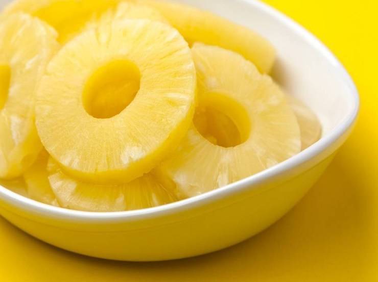 Cheesecake amaretti e ananas FOTO ricettasprint