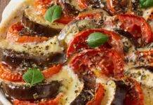 Melanzane e pomodori gratinati al formaggio | Saporiti e sfiziosi Contorno con parmigiano