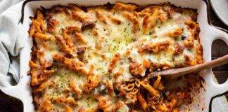 Pasta al forno alla siciliana con salsiccia