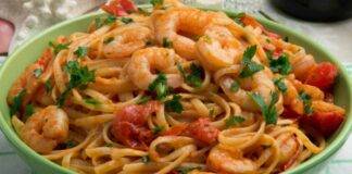 Pasta al sugo di pesce