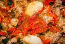 Peperoni in agrodolce e tonno, il contorno fresco dell’estate peperoni e tonno in padella