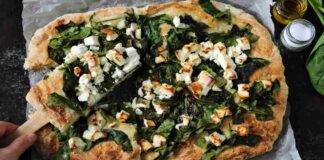 Pizza con spinaci