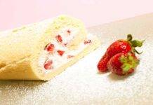 Rotolo di fragole crema al mascarpone e cocco