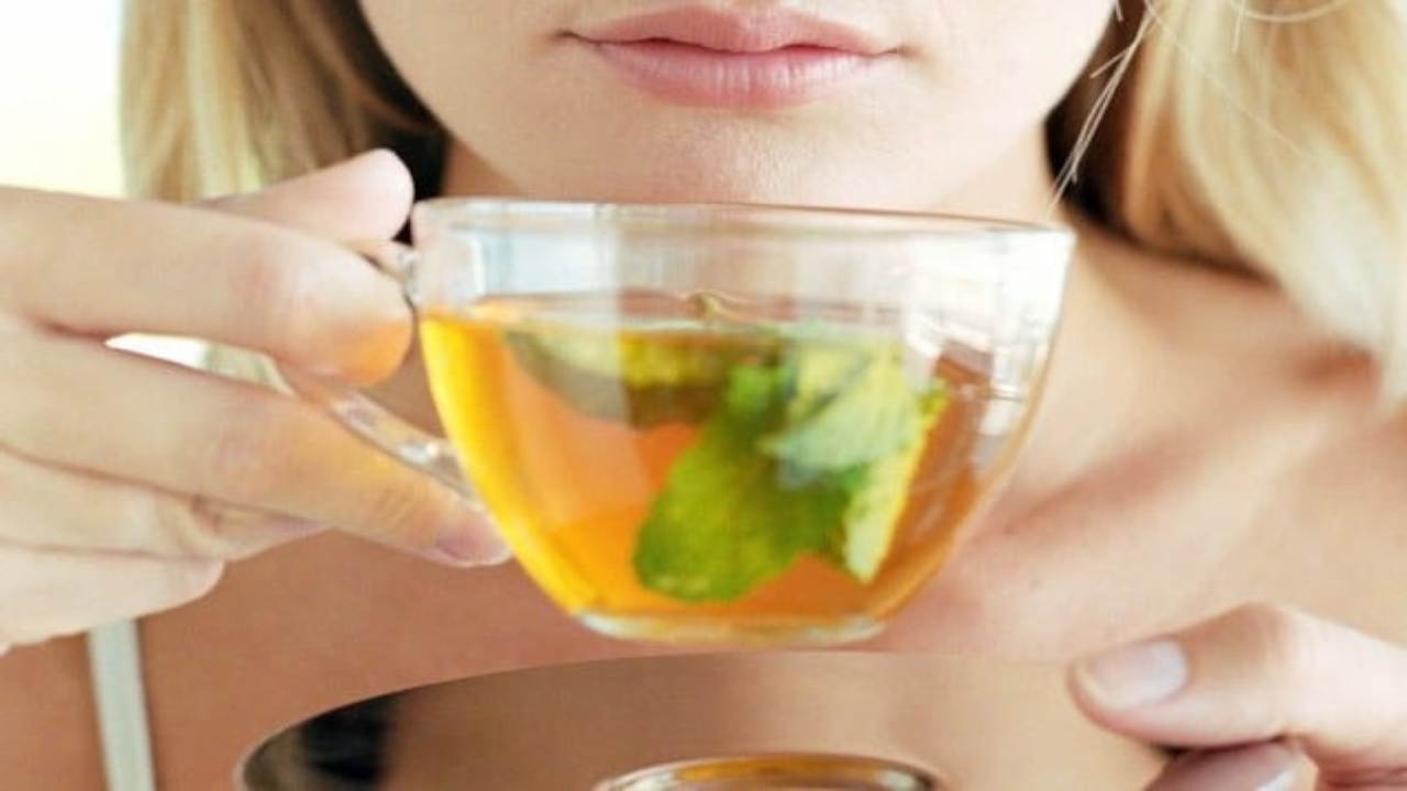 Tisana sgonfia pancia le migliori da assumere in menopausa
