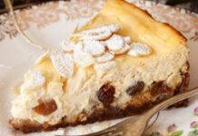 Dessert con crema d ricotta e marmellata