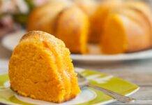 Torta soffice allo sciroppo di arancia | Veloce e senza burro Torta soffice allo sciroppo di arancia ricettasprint