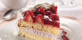 Torta panna e fragole