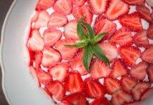 Torta gelato con frutta