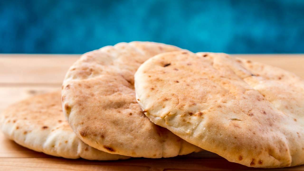 Pane azzimo: proprietà e la ricetta