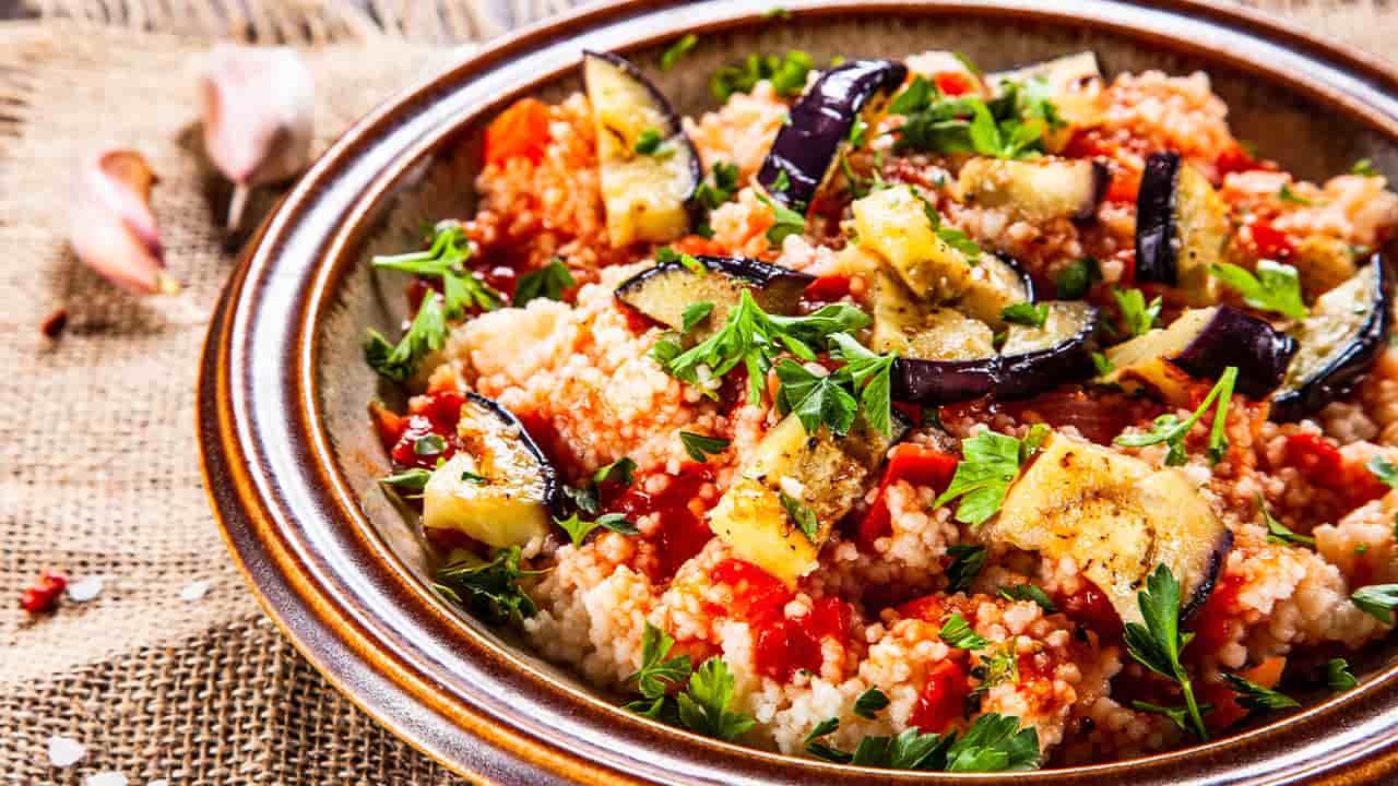 Coucous con verdure e pomodoro