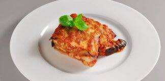Melanzane al forno con mozzarella e pomodoro