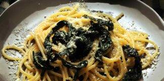 Spaghetti con cavolo nero e scalogno