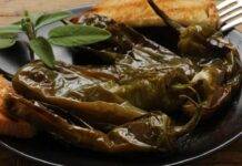 Peperoncini dolci al forno | Semplicissimi e ricchi di sapore Contorno sfizioso tipico nostrano
