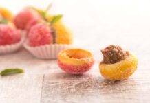 Pesche dolci bicolore con crema rocher