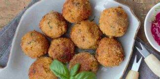 Polpette aromatizzate di tonno zucchine e caciotta