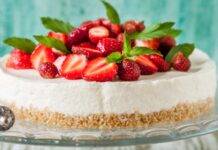 Dolce fresco al cucchiaio