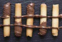 Sigarette di cioccolato bianco e nutella