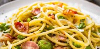 Spaghetti con fave fresche e pancetta affumicata ricettasprint