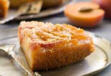 Dessert con frutta fresca