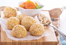 Palline di albicocche e ricotta