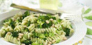 Pasta fredda con broccoli