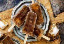 Ghiaccioli alla coca cola | Freschi e dissetanti, facili da preparare ghiaccioli coca cola ricetta FOTO ricettasprint