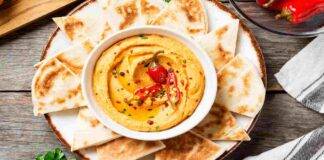 Hummus cremoso al peperoncino e peperoni