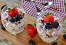 Crema allo yogurt con cereali