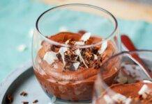 Mousse cremosa di caffè e nutella | Pausa fresca in 5 minuti