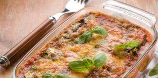 Verdure con pomodoro e fomaggio al forno