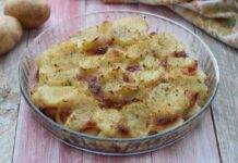 Patate e scamorza ricetta furba | Pochissimi ingredienti per un contorno top patate scamorza ricetta FOTO ricettasprint