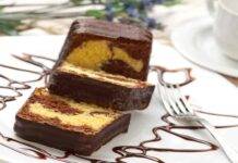 Plumcake fluffoso marmorizzato con crosta fondente | particolare bontà