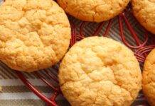 Sablè al cocco | Biscotti friabili dal gusto irresistibile Biscotti con burro e cocco