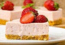 Semifreddo yogurt fragole e mascarpone