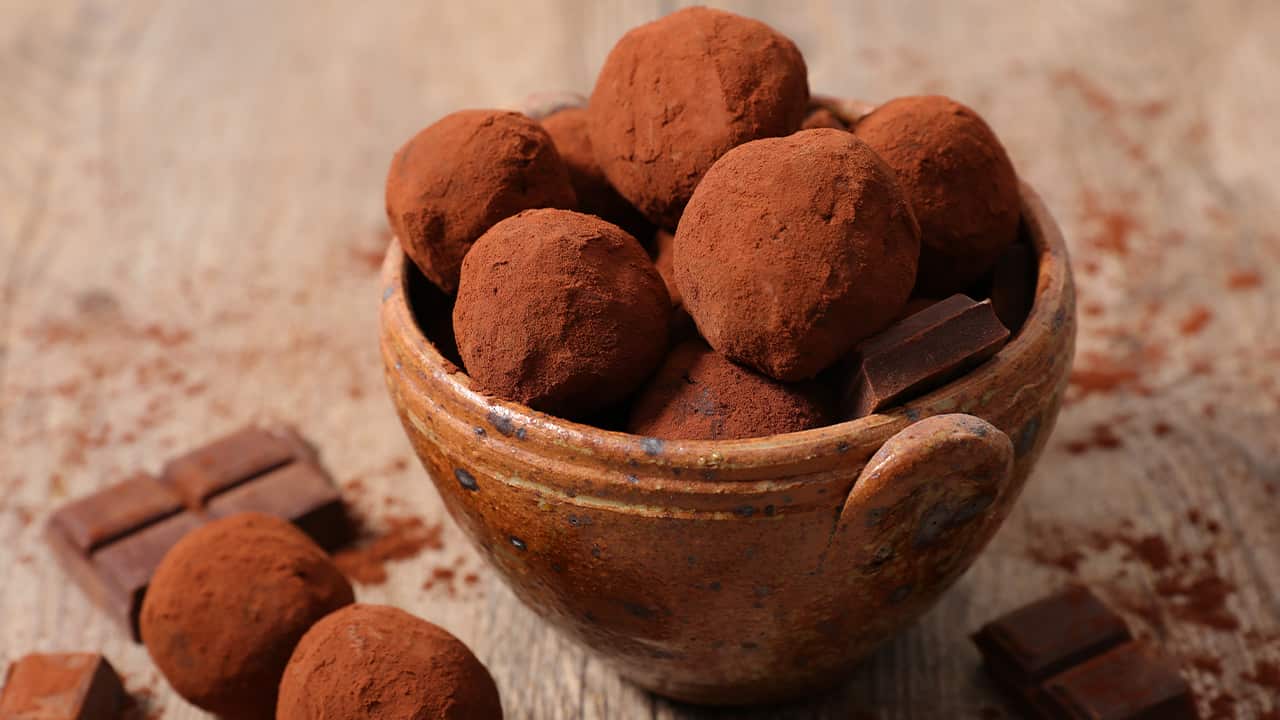 Palline di tiramisù e biscotti