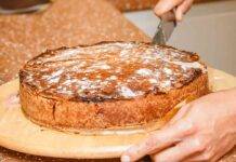 Dolce, pane latte e uvetta