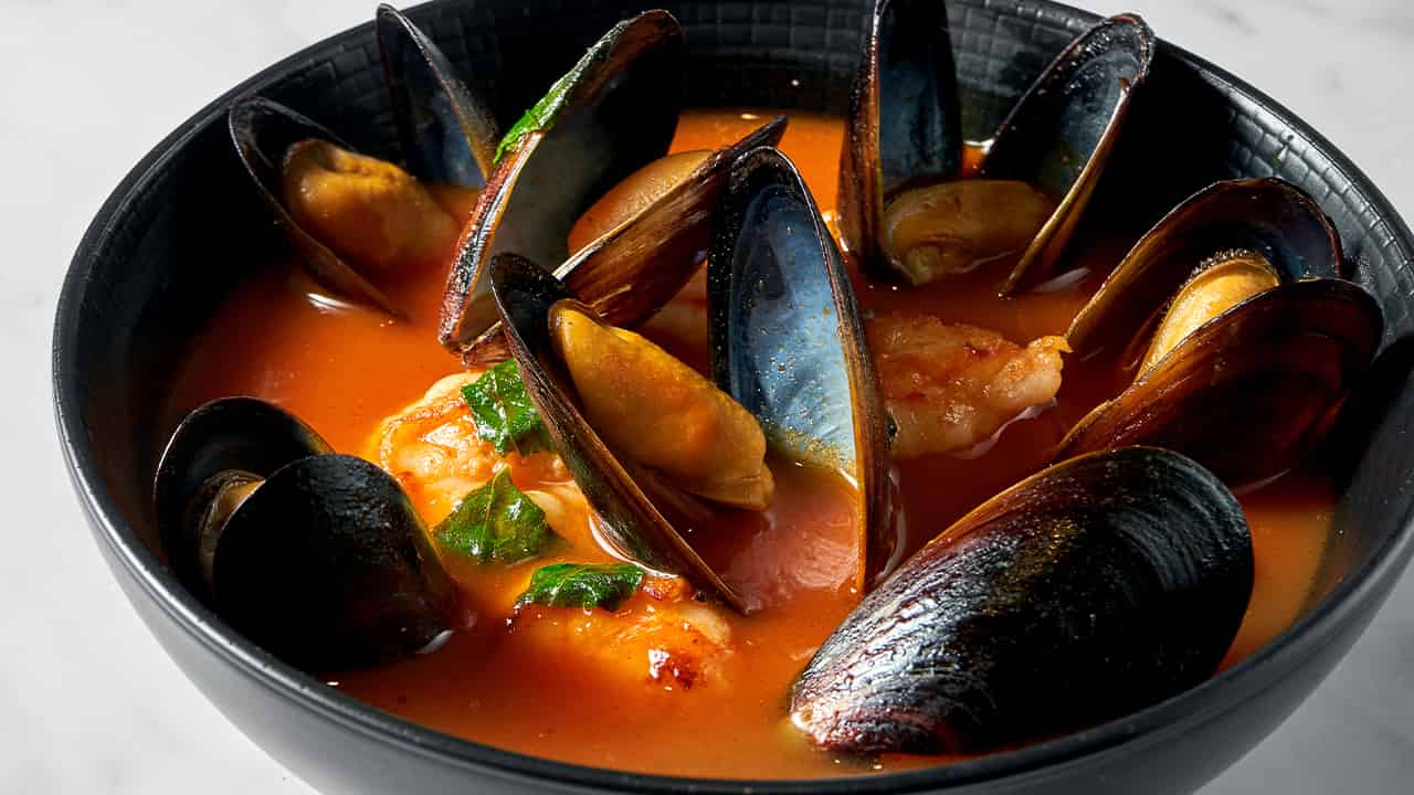 zuppa di pesce e frutti di mare